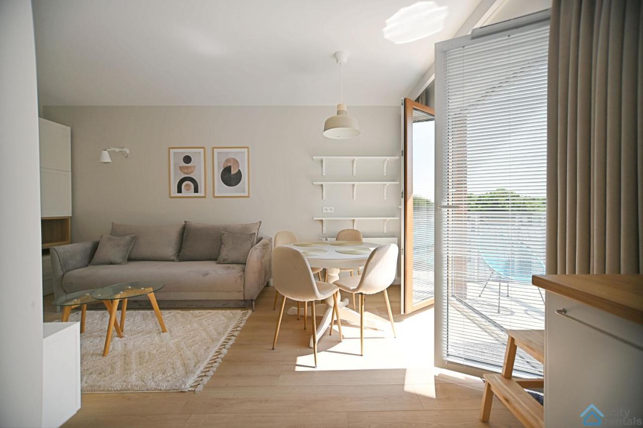 Beige 3City Apartment With Parking In Gdansk By Noclegi Renters Exterior foto