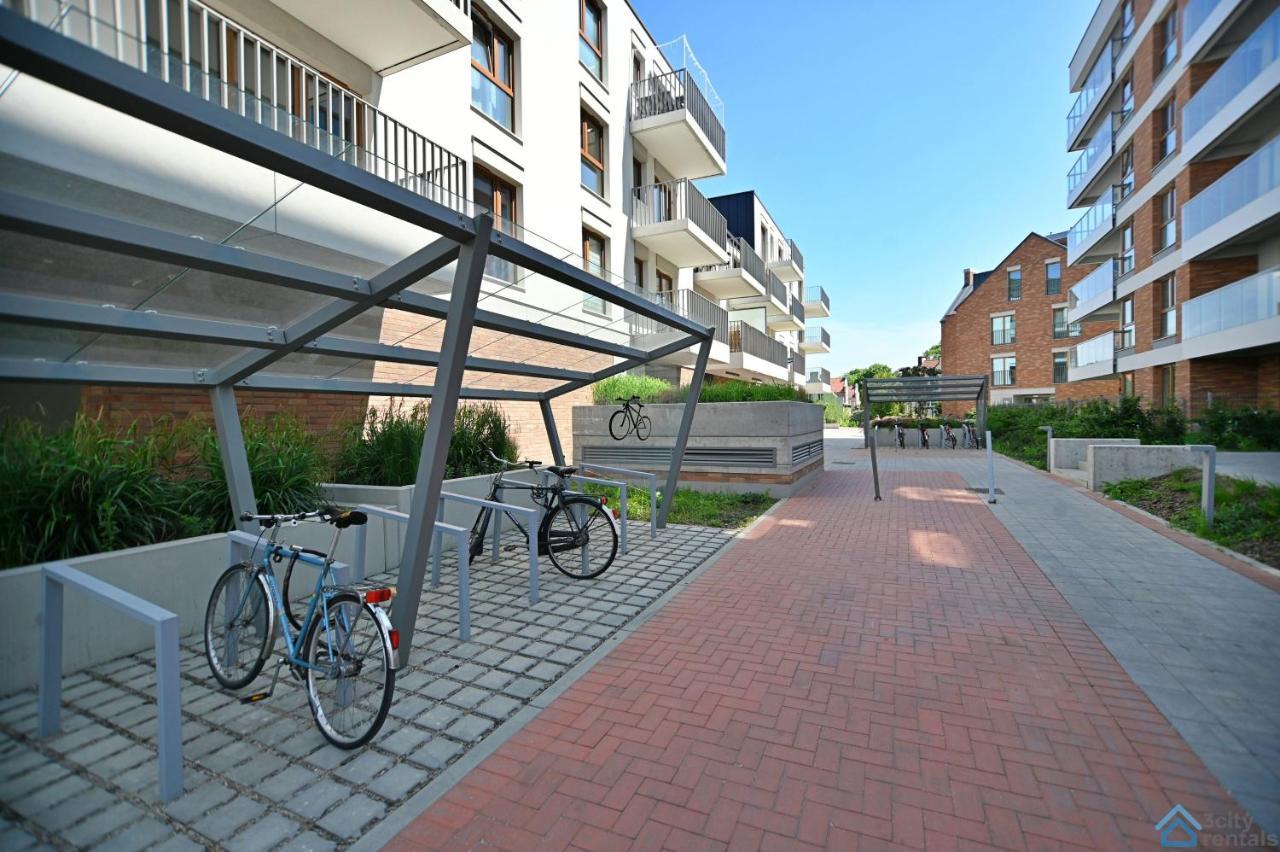 Beige 3City Apartment With Parking In Gdansk By Noclegi Renters Exterior foto