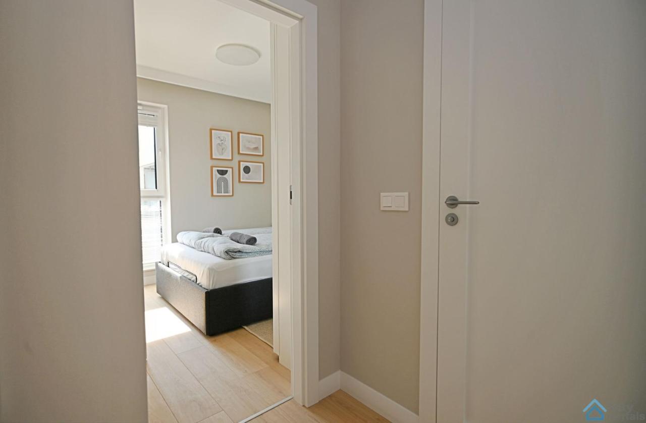 Beige 3City Apartment With Parking In Gdansk By Noclegi Renters Exterior foto